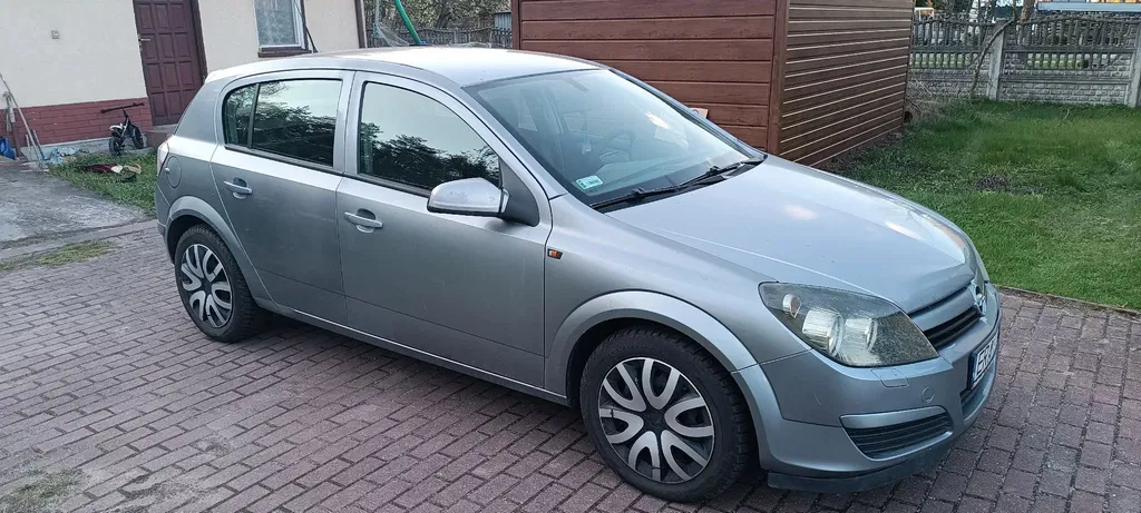 Zdjęcie: 2005 Opel Astra