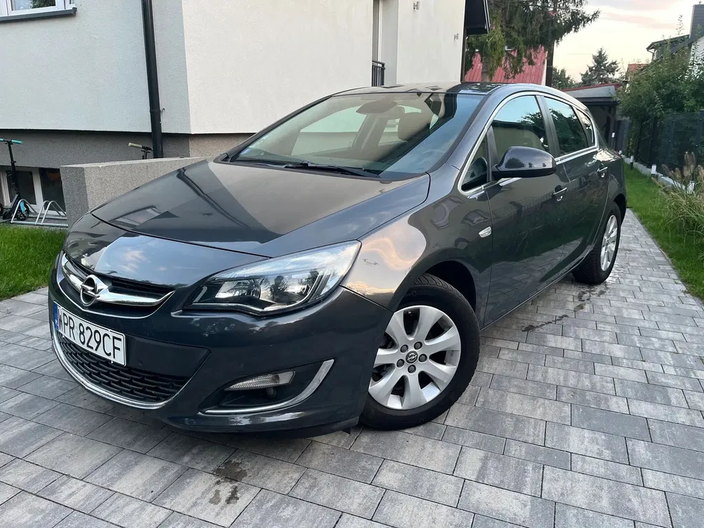 Zdjęcie: 2015 Opel Astra