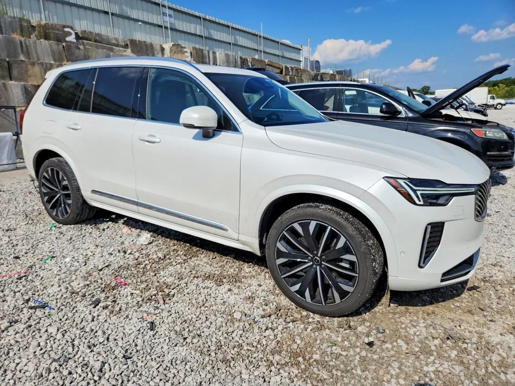 Zdjęcie: 2025 Volvo XC 90