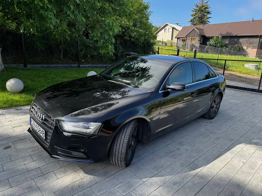 Zdjęcie: 2013 Audi A4Limousine