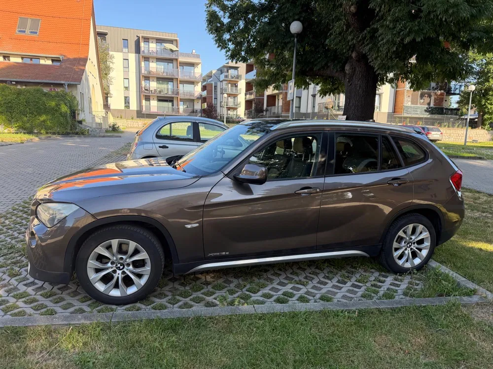 Zdjęcie: 2010 BMW X1