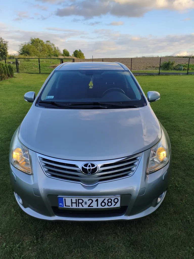 Zdjęcie: 2009 Toyota Avensis