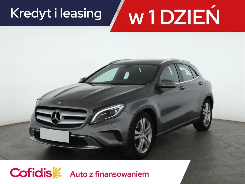 Zdjęcie: 2015 Mercedes-Benz GLA