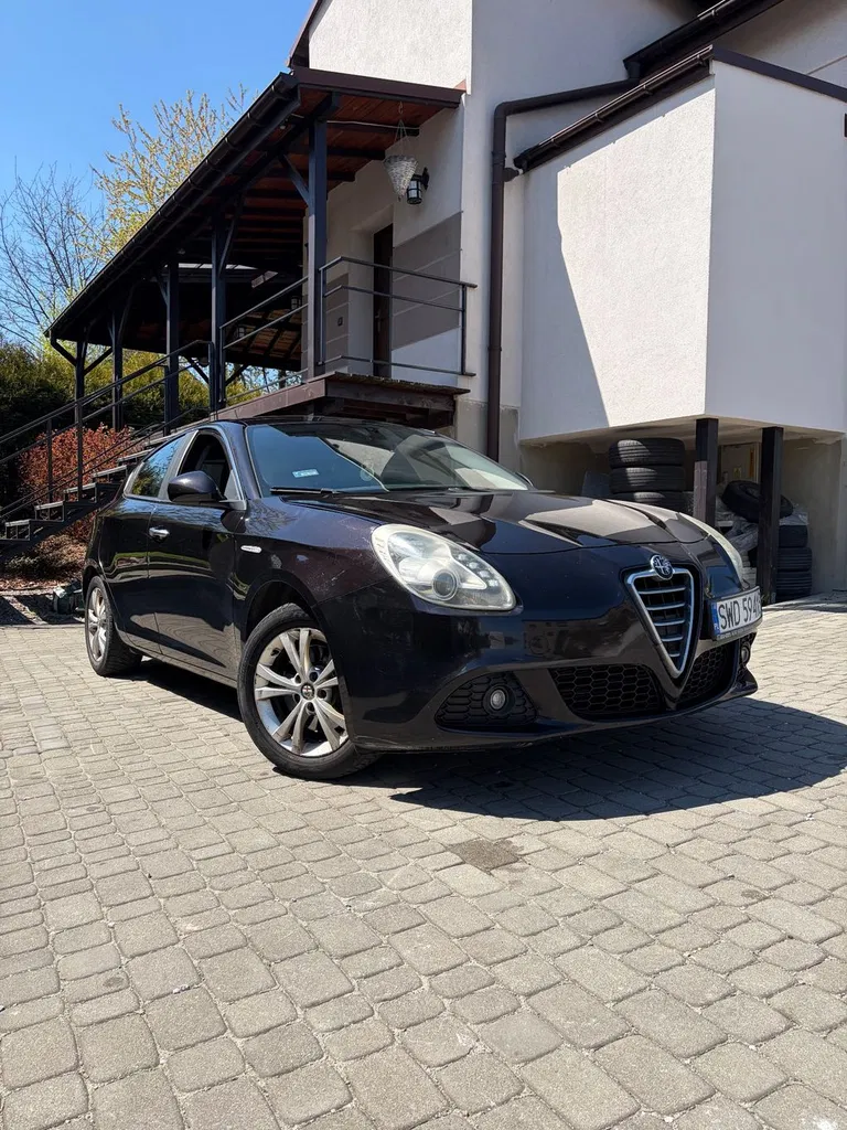 Zdjęcie: 2012 Alfa Romeo Giulietta