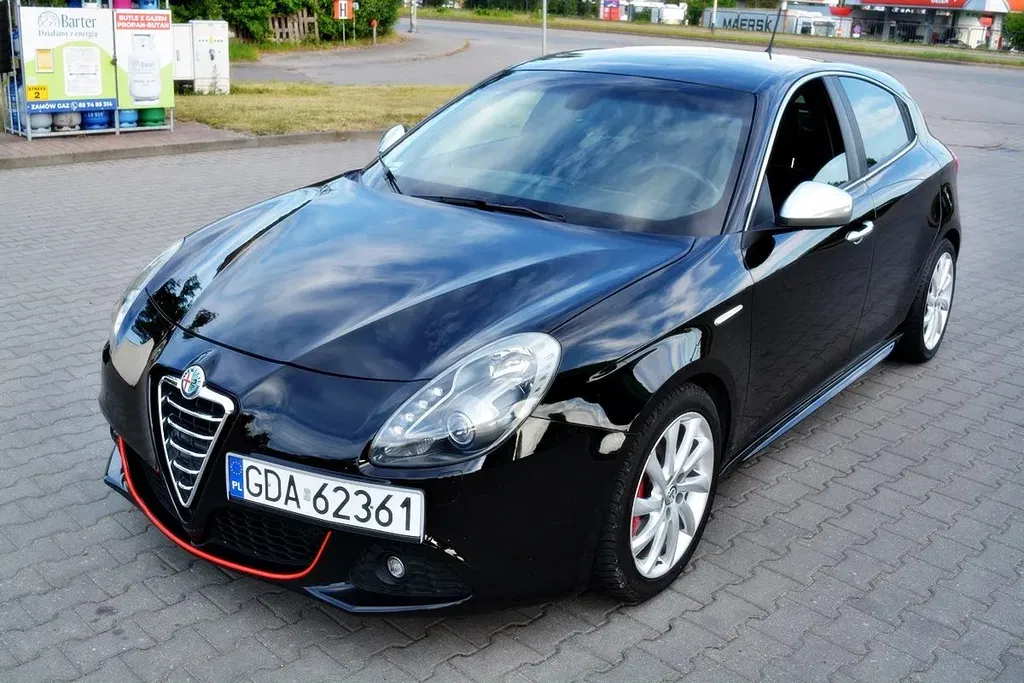 Zdjęcie: 2011 Alfa Romeo Giulietta
