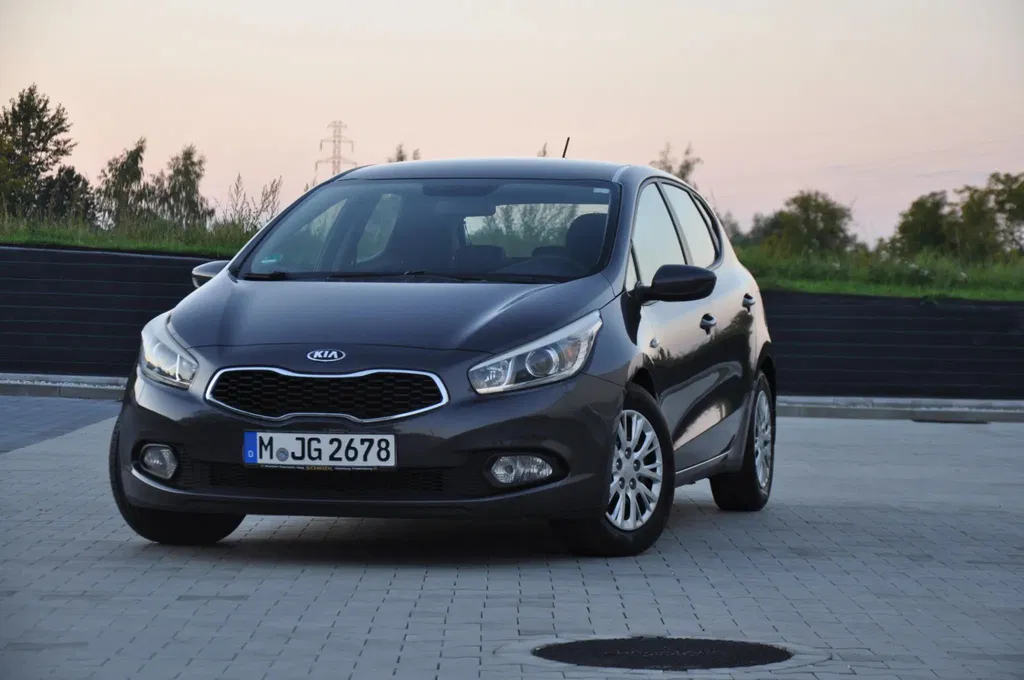 Zdjęcie: 2014 Kia Cee'd