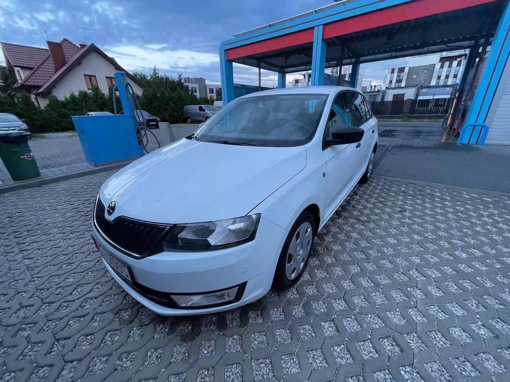 Zdjęcie: 2015 Skoda RAPID