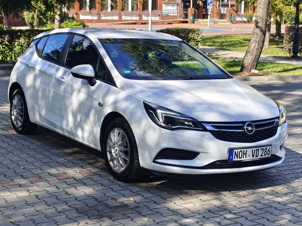 Zdjęcie: 2017 Opel Astra