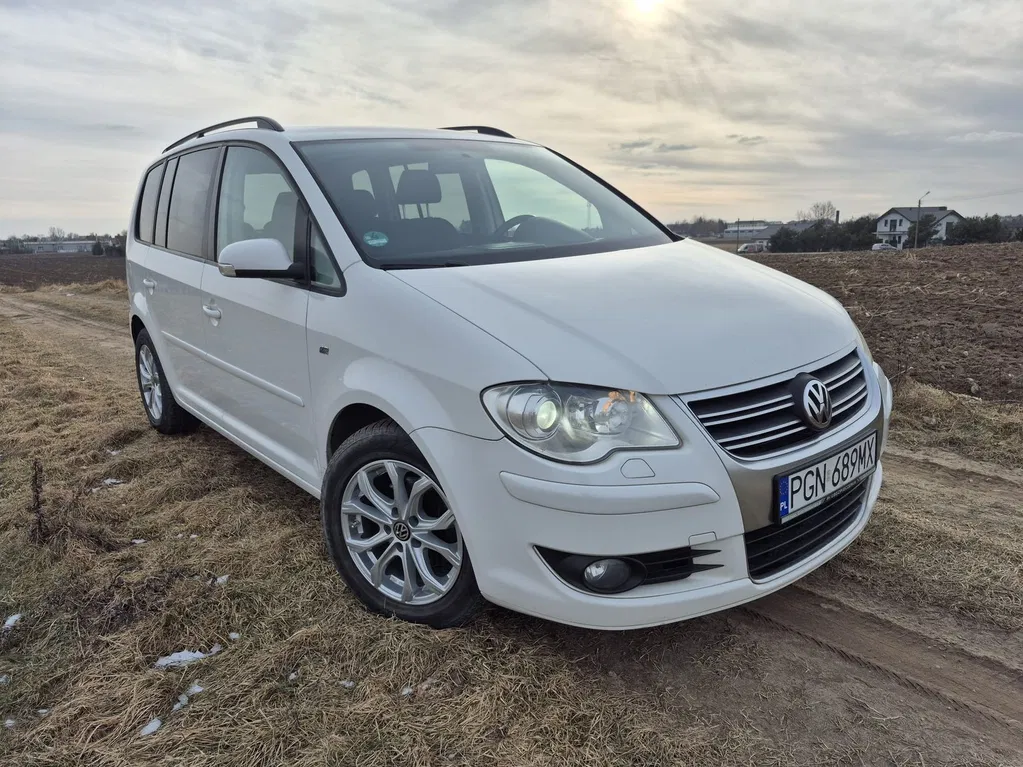 Zdjęcie: 2009 Volkswagen Touran