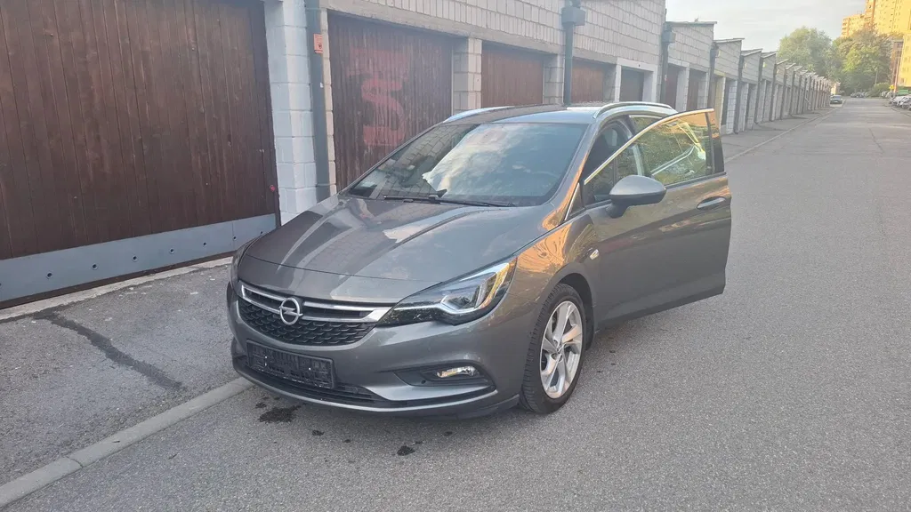 Zdjęcie: 2018 Opel Astra