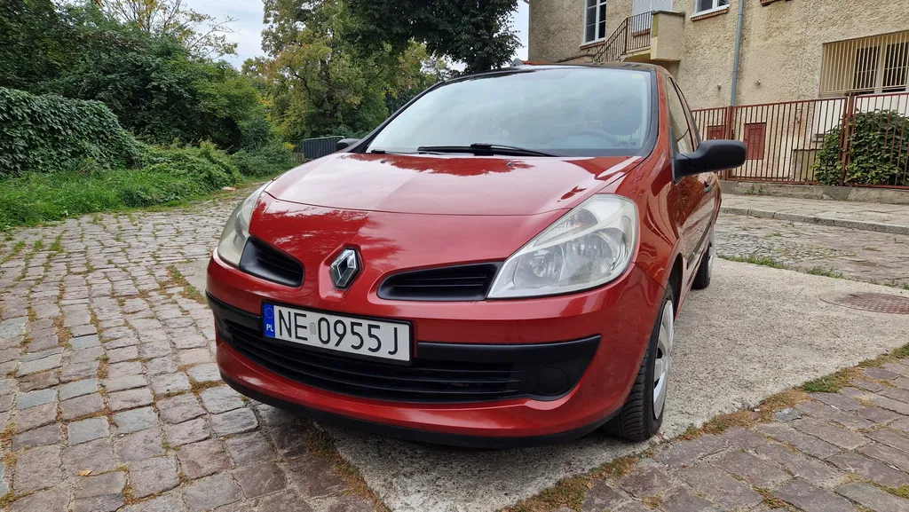 Zdjęcie: 2005 Renault Clio