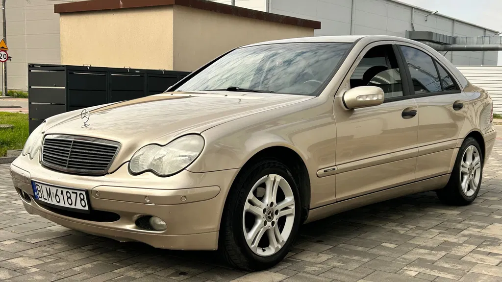 Zdjęcie: 2003 Mercedes-Benz C Klasa