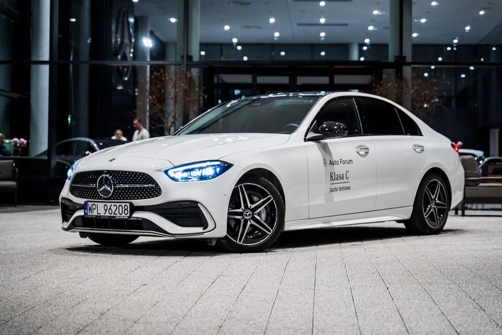 Zdjęcie: 2024 Mercedes-Benz C Klasa