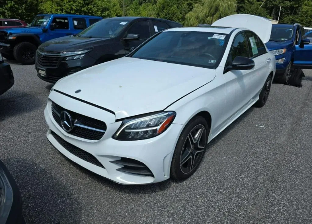Zdjęcie: 2020 Mercedes-Benz C Klasa