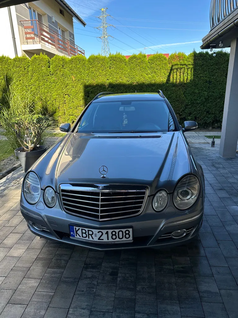 Zdjęcie: 2007 Mercedes-Benz E Klasa