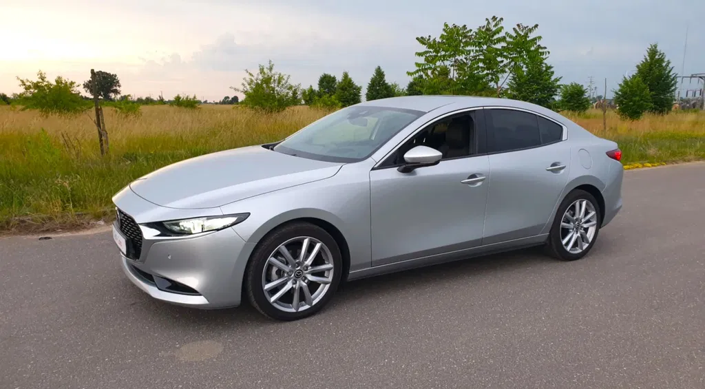 Zdjęcie: 2022 Mazda 3