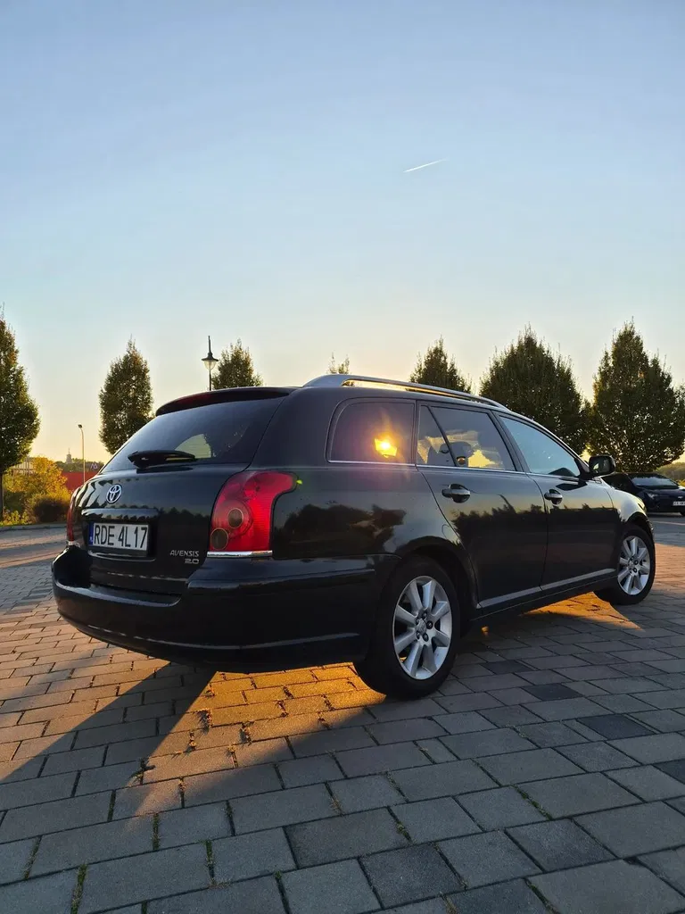 Zdjęcie: 2005 Toyota Avensis