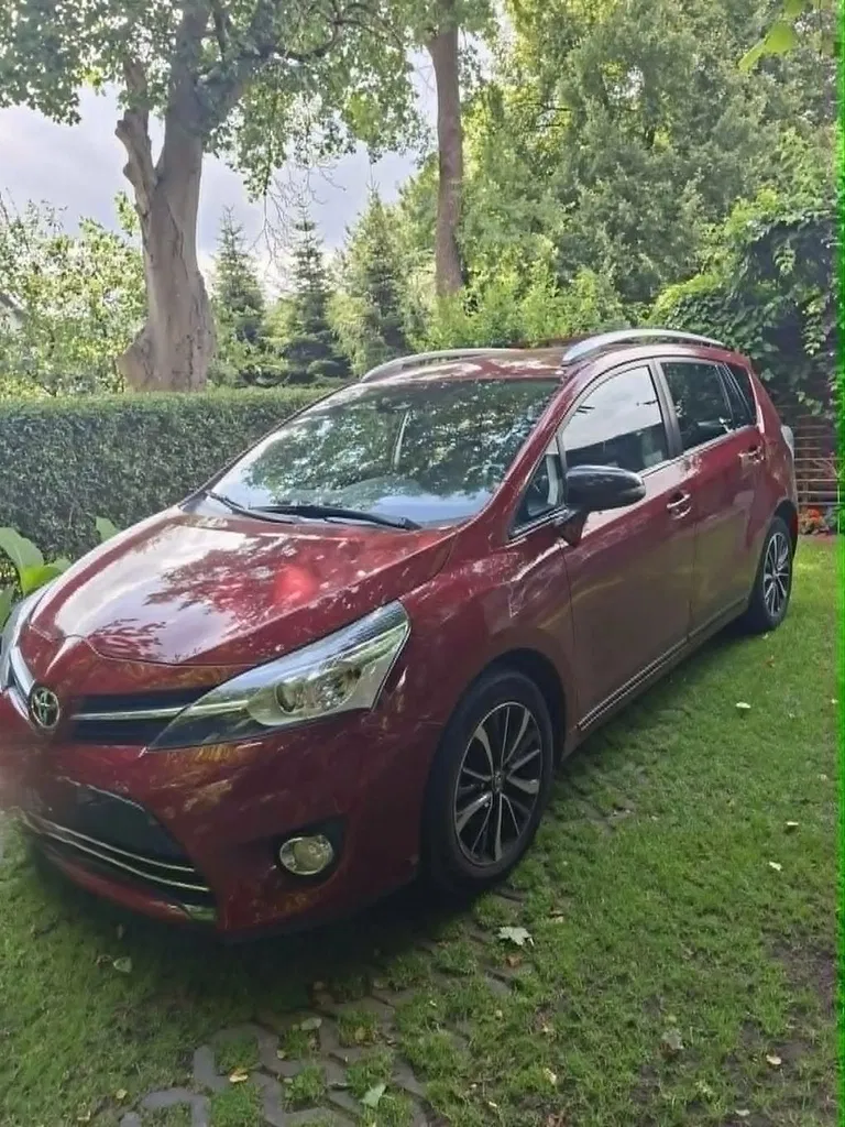 Zdjęcie: 2017 Toyota Verso