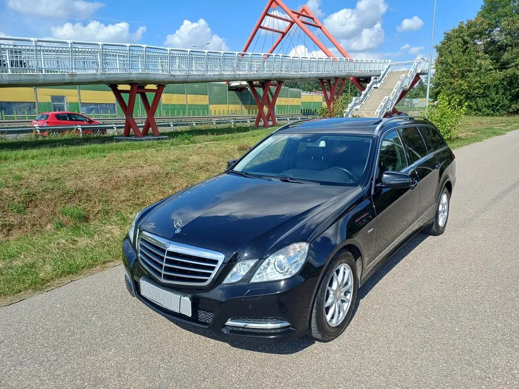 Zdjęcie: 2012 Mercedes-Benz E Klasa