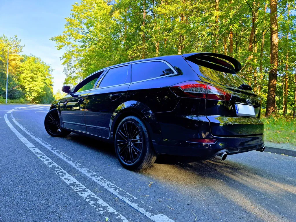 Zdjęcie: 2011 Ford Mondeo