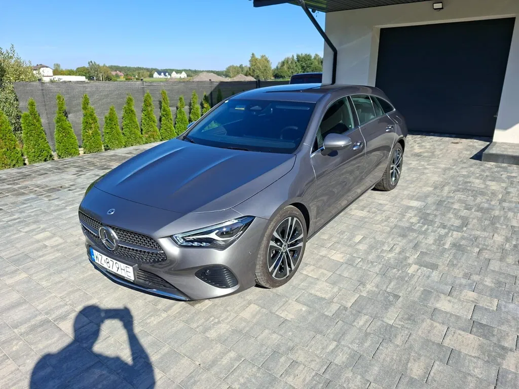 Zdjęcie: 2023 Mercedes-Benz CLA
