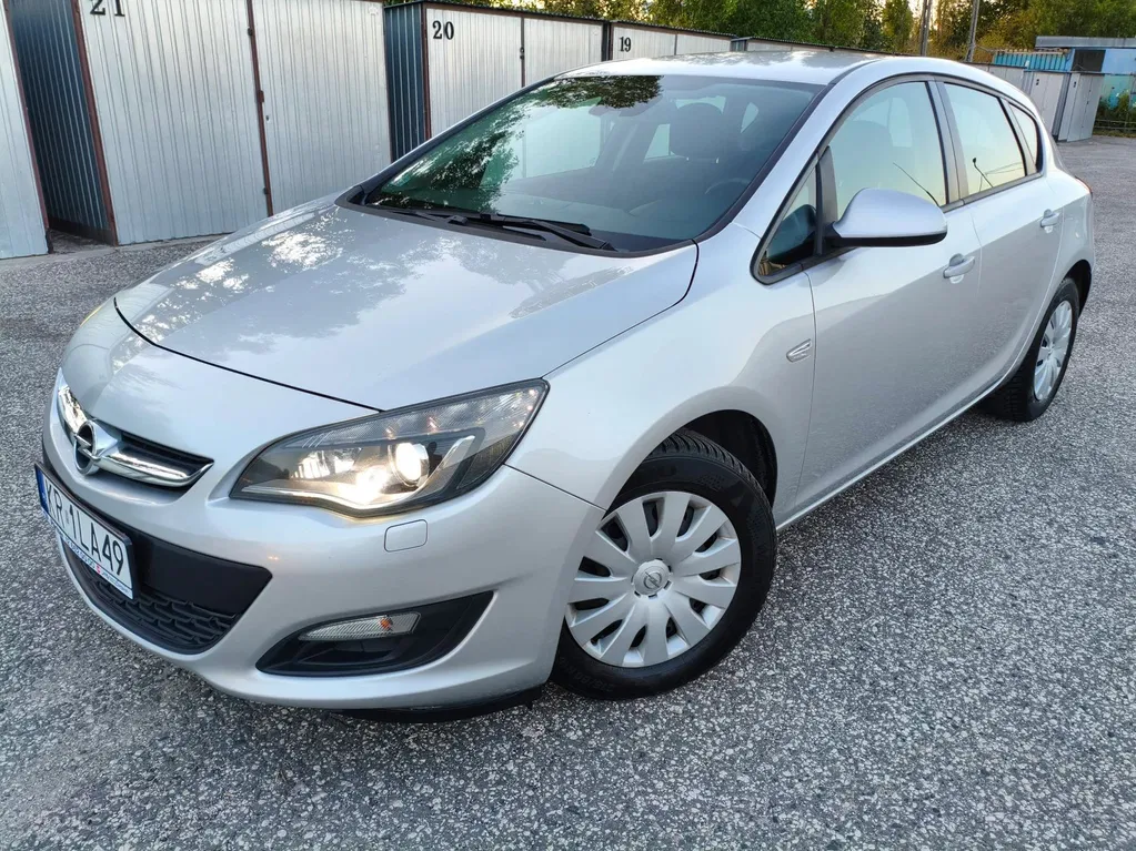 Zdjęcie: 2015 Opel Astra