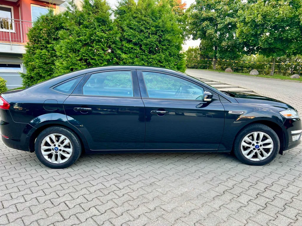 Zdjęcie: 2011 Ford Mondeo
