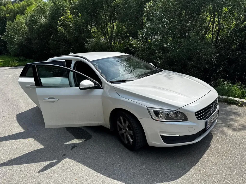 Zdjęcie: 2017 Volvo V60