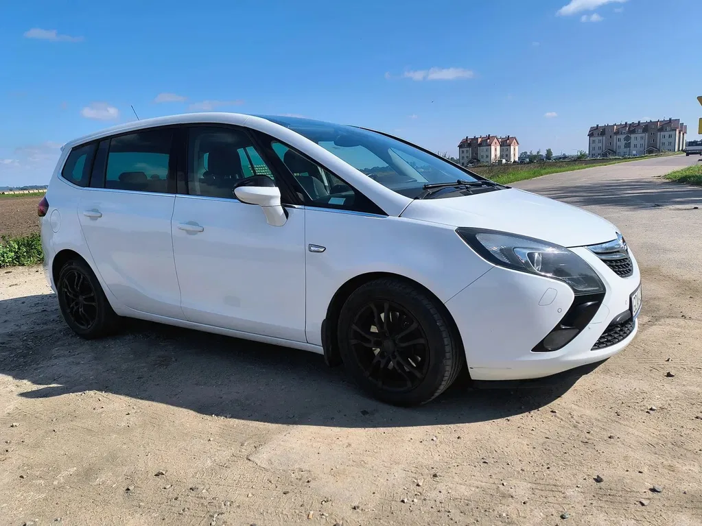 Zdjęcie: 2013 Opel Zafira