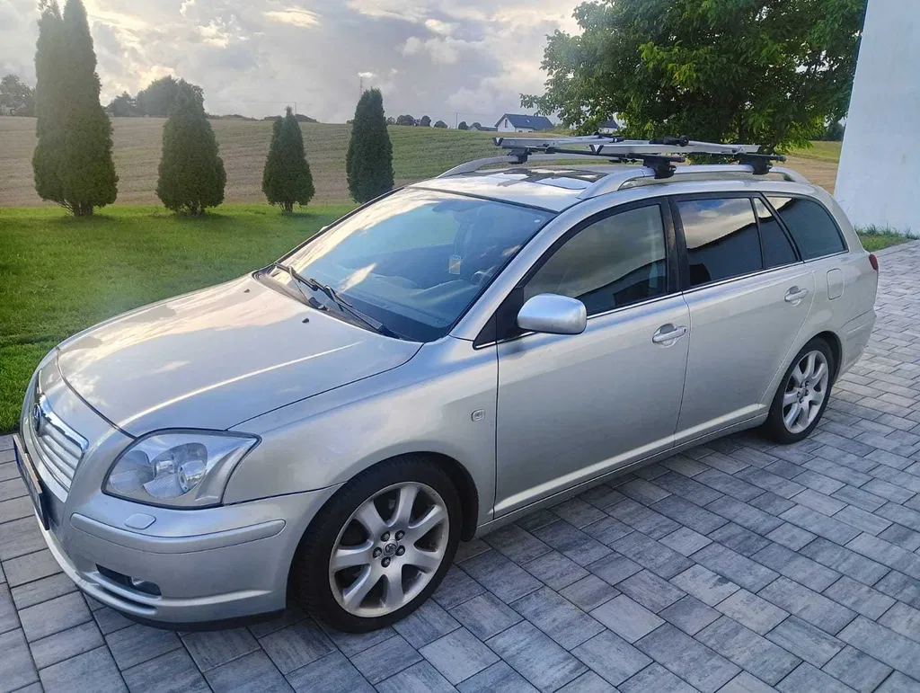 Zdjęcie: 2005 Toyota Avensis