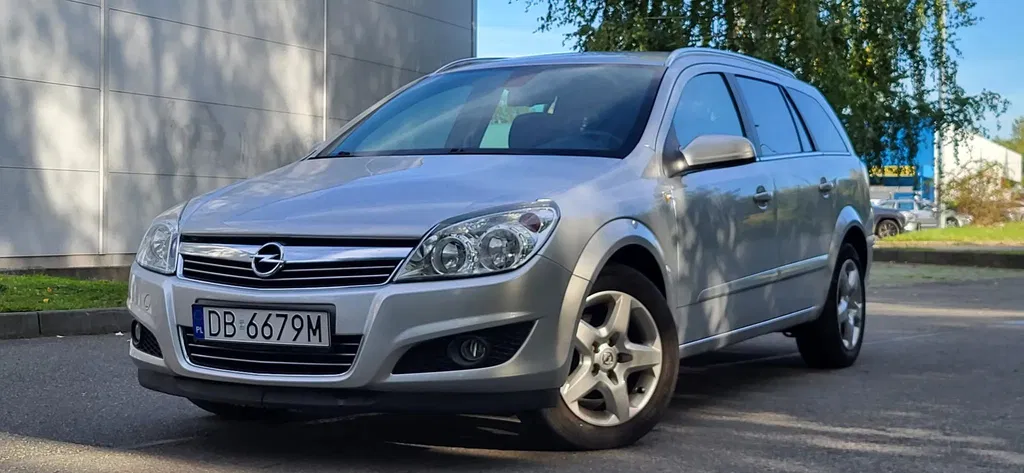 Zdjęcie: 2008 Opel Astra