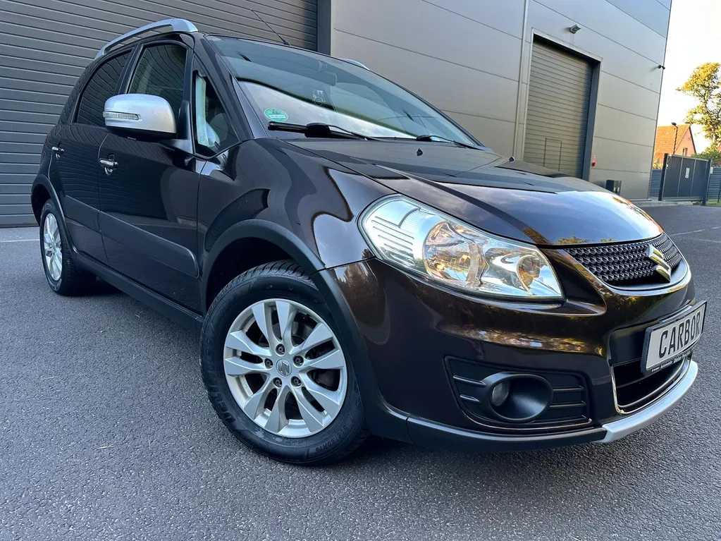 Zdjęcie: 2013 Suzuki SX4