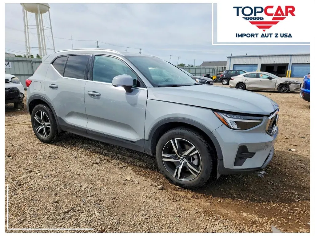 Zdjęcie: 2025 Volvo XC 40