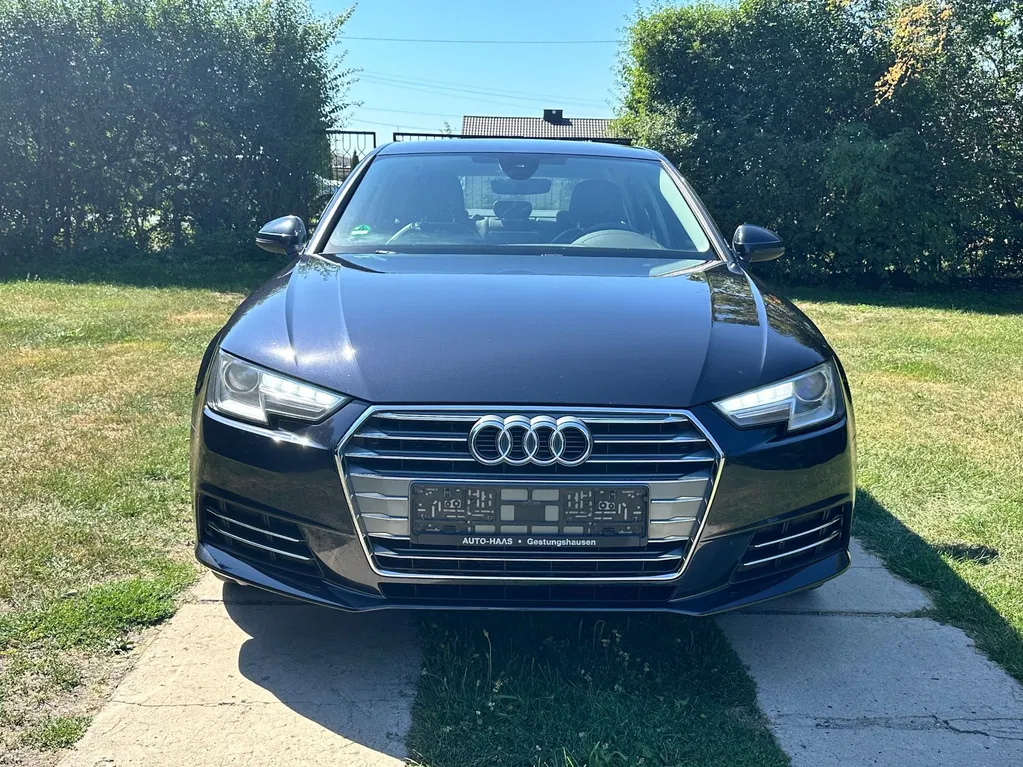 Zdjęcie: 2016 Audi A4Limousine