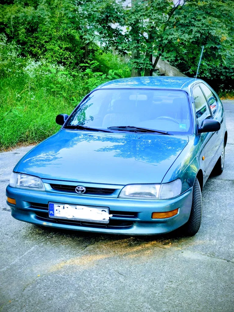 Zdjęcie: 1996 Toyota Corolla