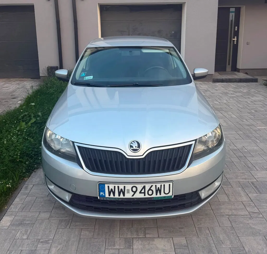 Zdjęcie: 2015 Skoda RAPID