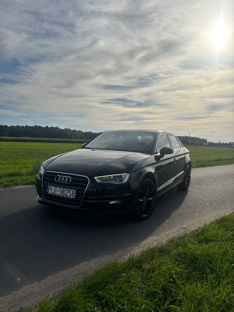 Zdjęcie: 2014 Audi A3 Limousine