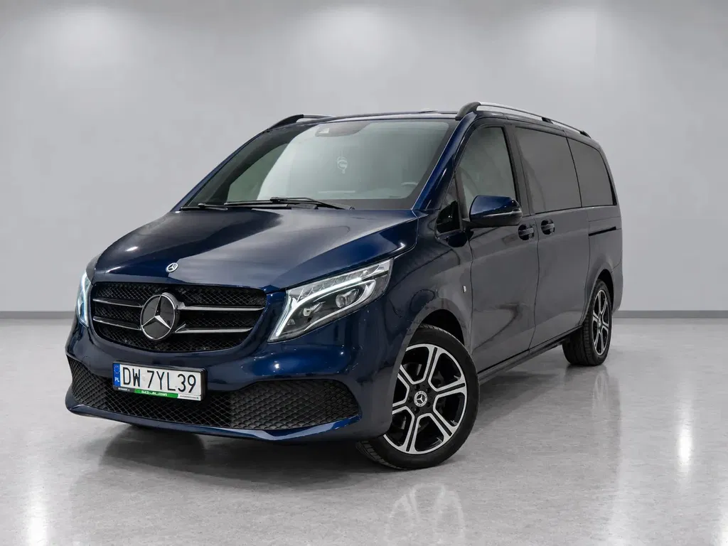 Zdjęcie: 2021 Mercedes-Benz V klasa