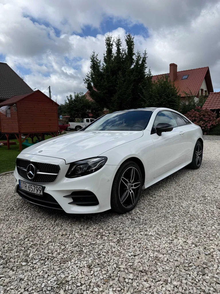 Zdjęcie: 2017 Mercedes-Benz E Klasa