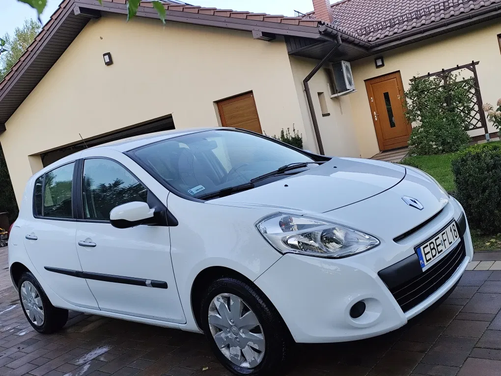 Zdjęcie: 2011 Renault Clio