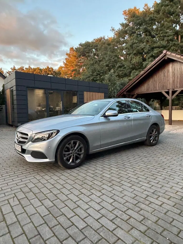 Zdjęcie: 2017 Mercedes-Benz C Klasa