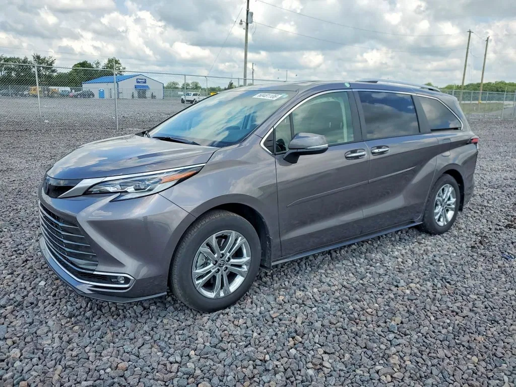 Zdjęcie: 2023 Toyota Sienna