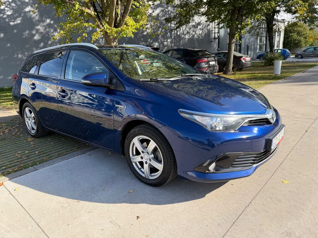 Zdjęcie: 2015 Toyota Auris