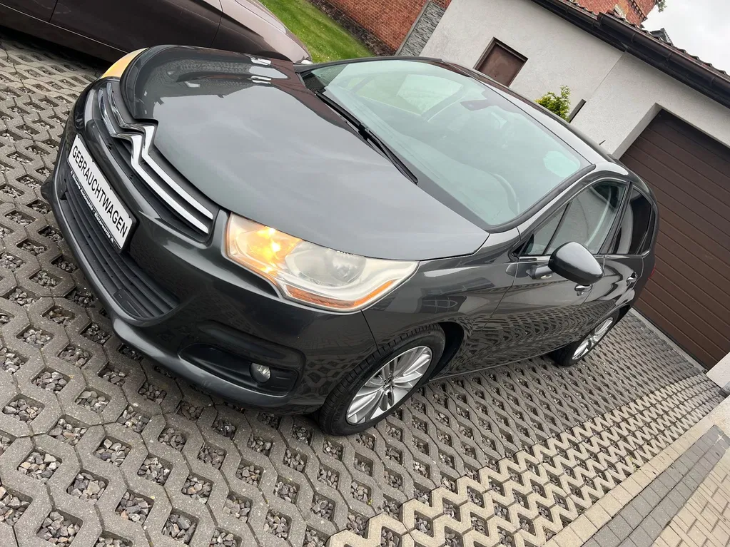 Zdjęcie: 2010 Citroen C4