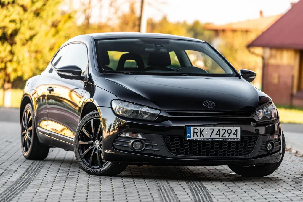 Zdjęcie: 2011 Volkswagen Scirocco