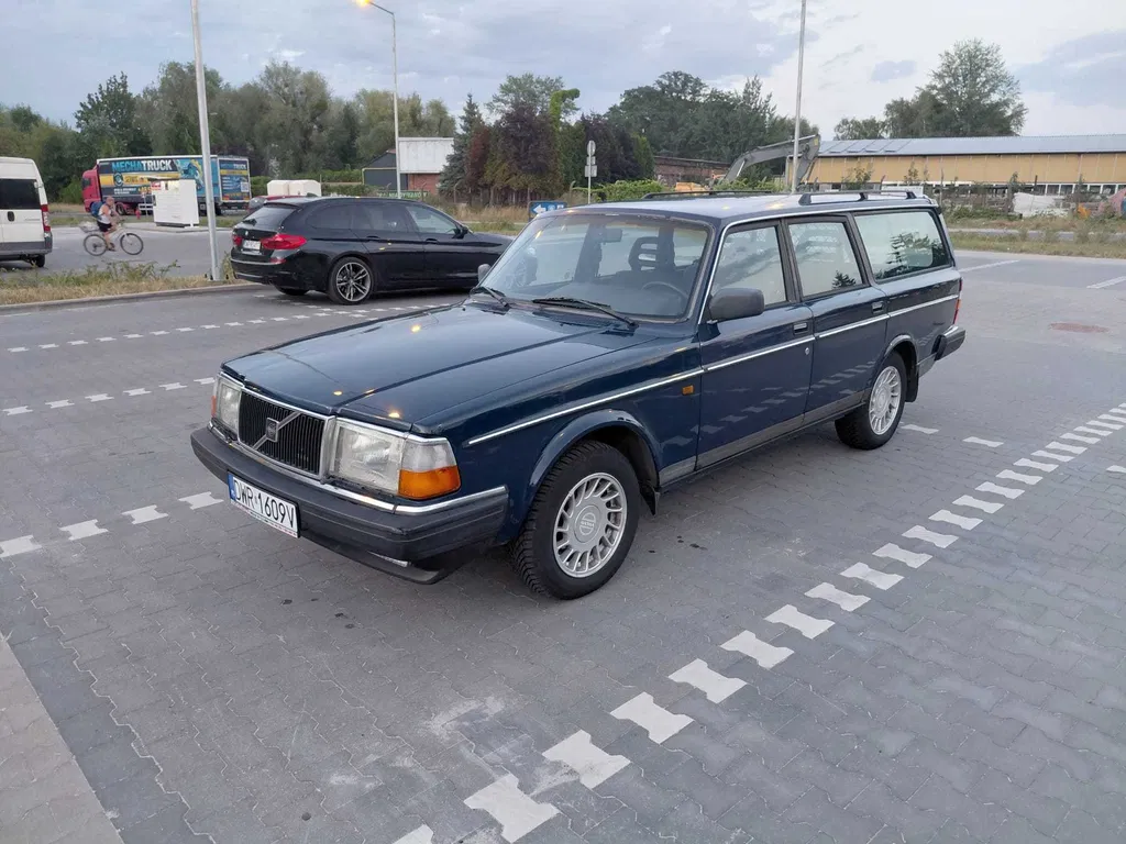 Zdjęcie: 1990 Volvo 240