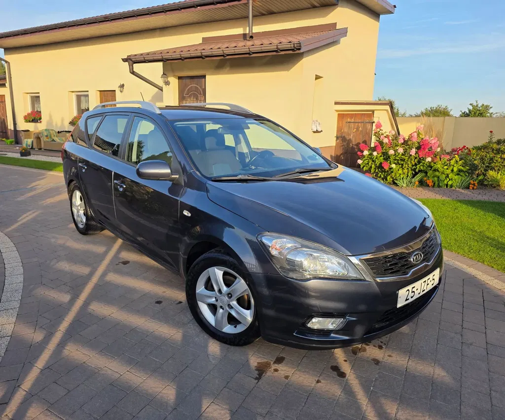 Zdjęcie: 2009 Kia Cee'd