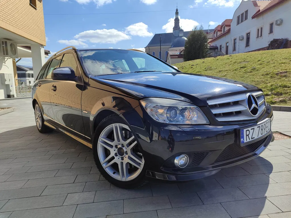 Zdjęcie: 2008 Mercedes-Benz C Klasa